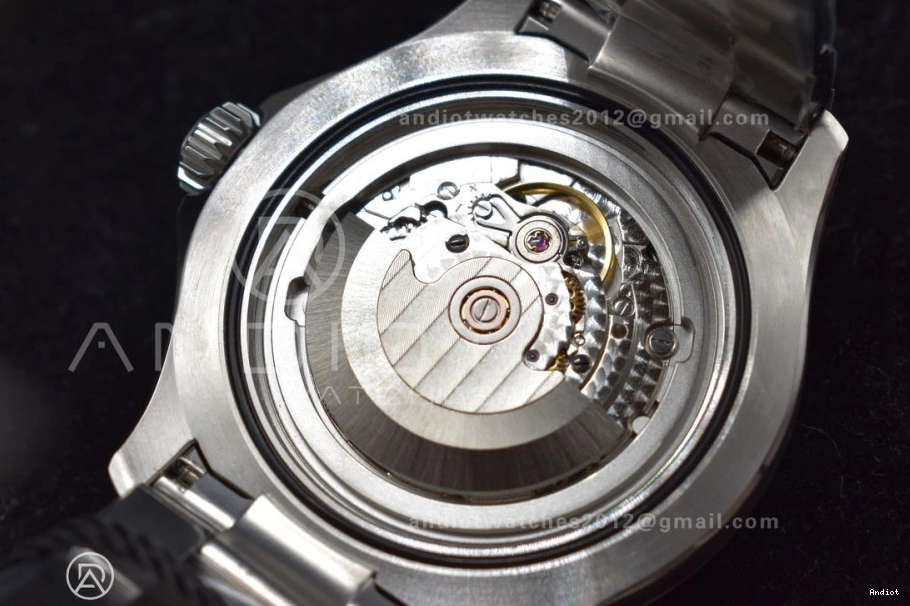 A 44 on TF Best White Black Automatic SunProtective Bracelet SS SuperOcean 475 Dial 1:1 Edition 0710